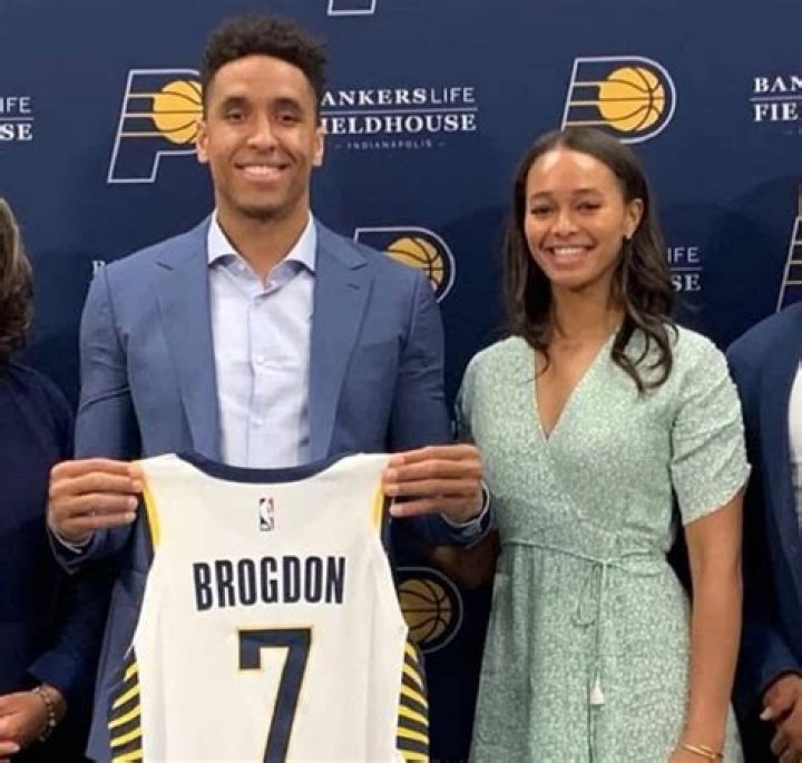 Gino Brogdon Biography, Age, Height, Wife, Net Worth, Family