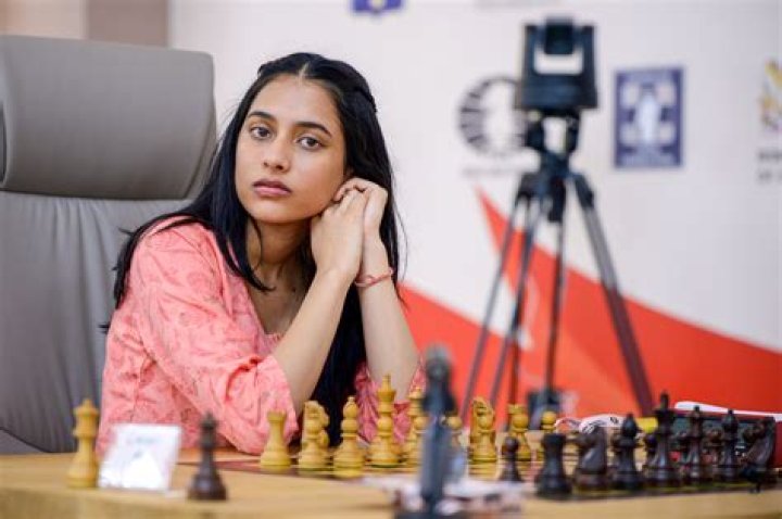 Vaishali Mhade biografía, edad, altura, esposa, net worth, familia